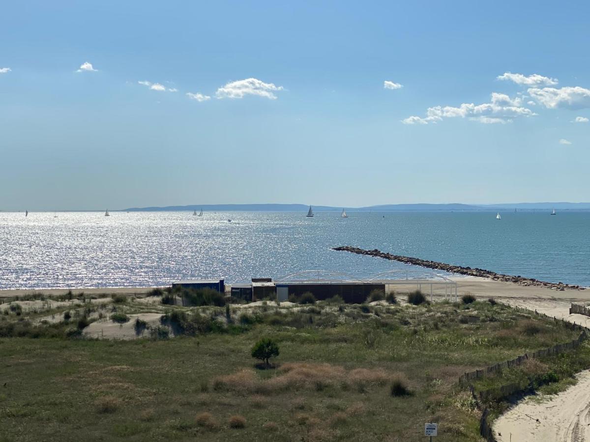 Studio Front De Mer Avec Vue Mer Panoramique ! เลอ โกร-ดู-รัว ภายนอก รูปภาพ